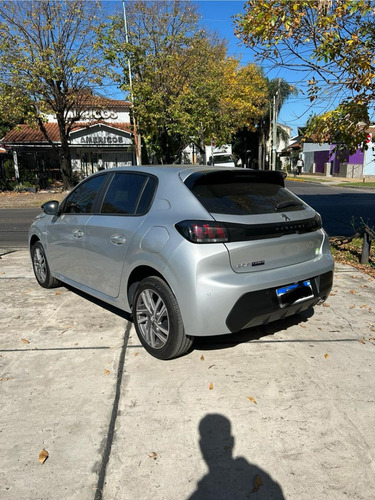 Peugeot 208 1.6 Feline Tiptronic
