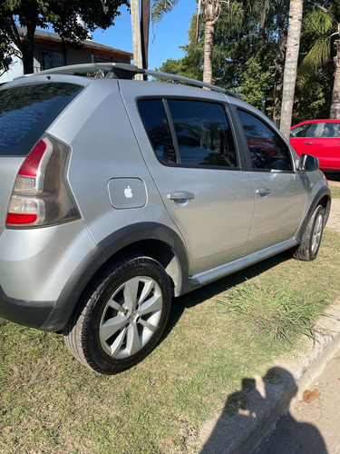Renault Sandero Stepway 1.6 Expression 105cv