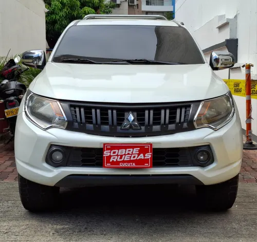 Mitsubishi L200 SPORTERO 2.5 High Power