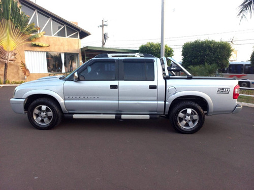 Imagem 8 de 12 de Chevrolet S10 2.4 Mpfi Executive 4x2 Cd 8v Flex 4p Manual
