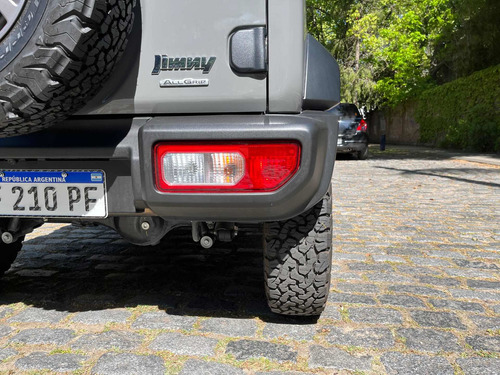 Imagen 24 de 25 de Suzuki Jimny Glx