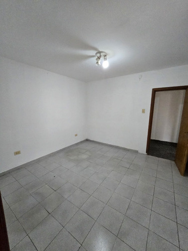 Alquiler Ph 4 Ambientes 2 Habitaciones La Rioja Lanus Oeste