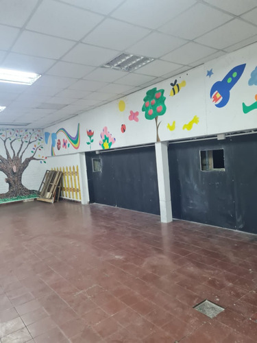 San Diego 224 -- Venta Local --