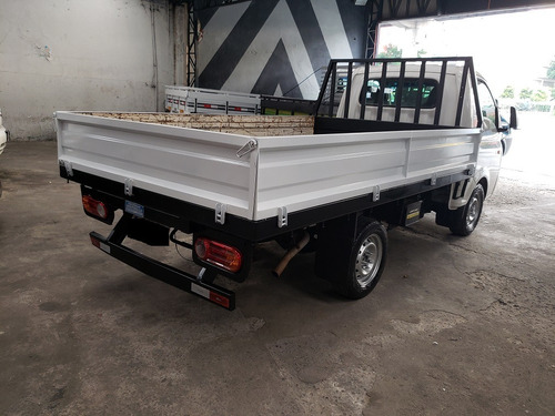Hyundai Hr 2011,carroceria,manual E Chave Cópia,novissima!!!