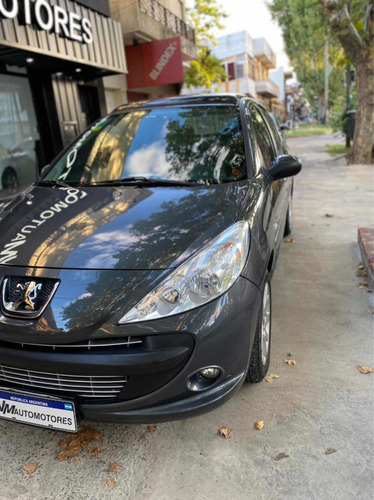 Peugeot 207 2011 1.6 Xt
