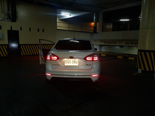 Ford Titanium Unica Dueña - Mejor Que Nuevo -motivo Viaje