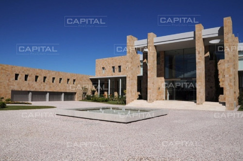 Espectacular Casa En Venta En José Ignacio- Ref: 26909