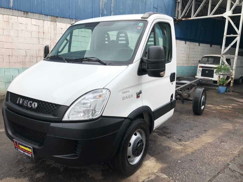 Iveco Daily 2014 Rodas 17,5' Revisada Pronta Pra Trabalhar