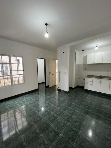 Venta Departamento 3 Ambientes En Villa Luzuriaga