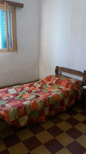 Imagen 7 de 12 de Casa De 3 Dormitorios Ideal Esquina Para Negocio.