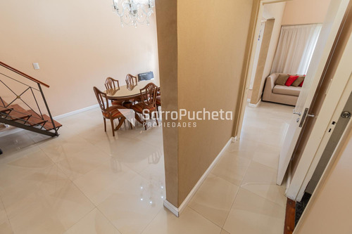 Venta Casa 6 Ambientes Con Amplio Parque En Barrio Pileta , Ramos Mejia.