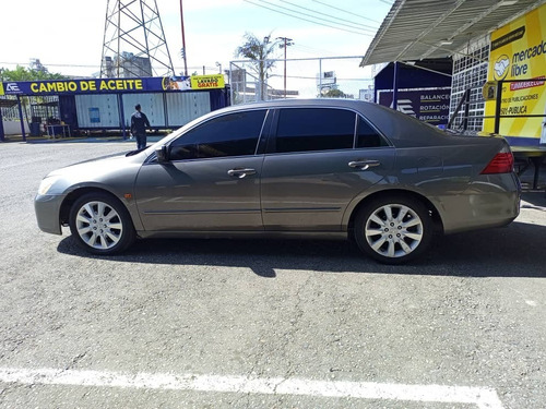 Imagen 7 de 16 de Honda Accord