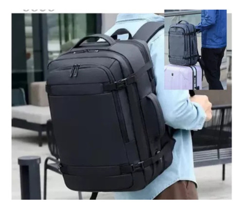 Mochila De Viaje Avion Viral Amazon Con Usb 35lts Expandible Negro Liso