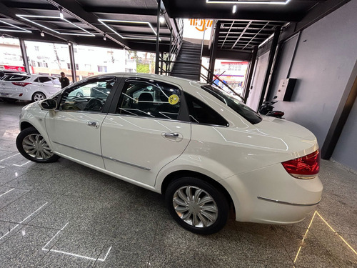 Fiat Linea Essence Dualogic 1.8 Flex 2016 Completo Baixa Km