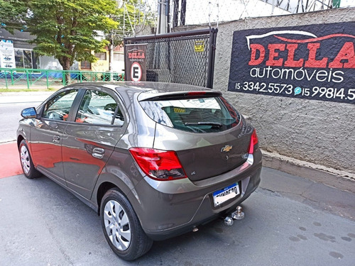 Imagem 3 de 9 de Onix Lt 1.4 Flex 2015 Completo