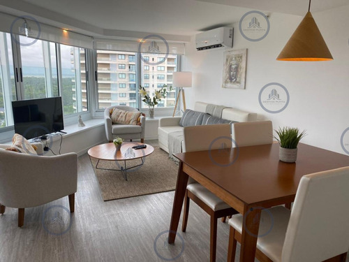 Moderno Apartamento De 1 Dormitorio En Torre Con Servicios, Roosevelt - Punta Del Este