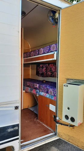 Casa Rodante 3 Mts. 4 Personas