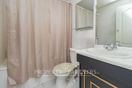 Venta De Casa Con Excelente Ubicación Y Conexión A...