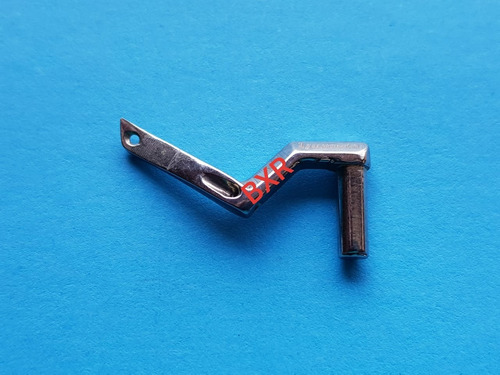 Imagen 3 de 6 de Gancho Superior Para Máquina De Coser Overlock Yamato