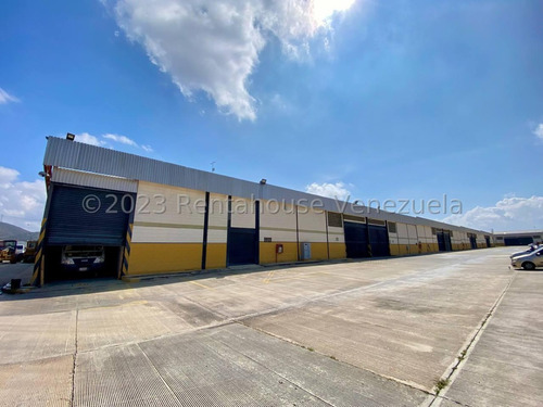 !!! Galpon En Venta Cuenta Con 2420 Mts2 Zona Industrial 2 Barquisimeto Tu Asesora Mehilyn Perez !!!
