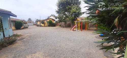 Casa Y Cabañas En Venta De 10 Dorm. Y 10 Estac. En Quintero