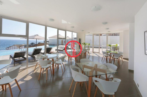 Imagen 18 de 20 de Se Vende Amplio Departamento Con Preciosa Vista Al Mar