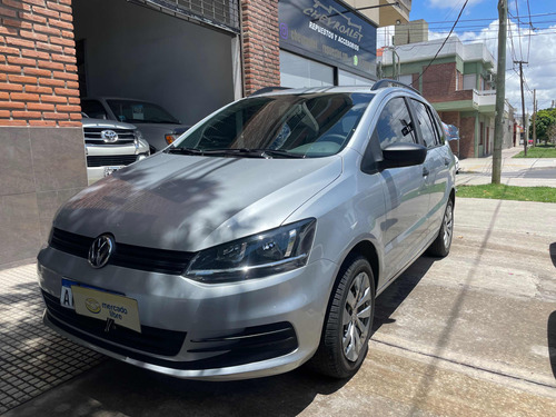 Volkswagen Suran 1.6 Comfortline 101cv