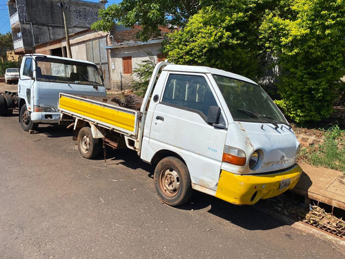 El Camion Esta Desarmado Sin Motor