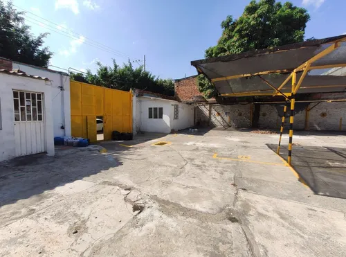 Parqueadero En Venta En Popular. Cod V24079