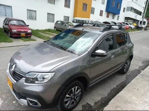 Renault Stepway 1.6 Dynamique / Intens Automática