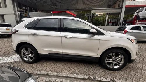 Ford Edge 3.5 Titanium