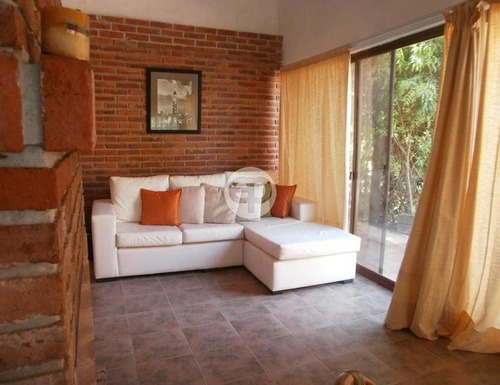 Casa Con Piscina En El Tesoro