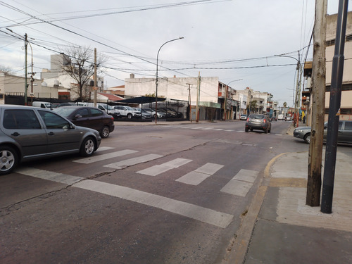 Venta Casa Valentín Alsina Con Cochera