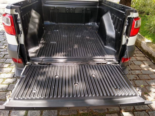 Fiat Strada 1.4 Mpi Hard Working Cs 8v Flex 2p Manual