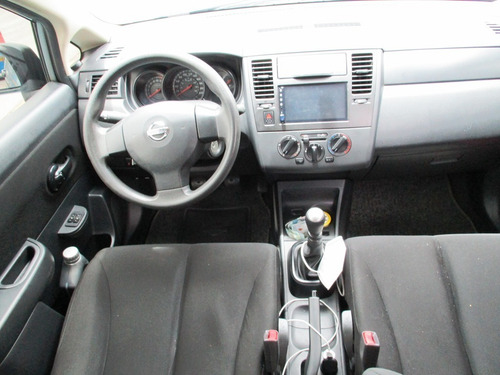 Nissan Tiida 1800cc Mt Aa