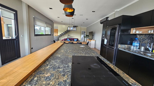 Venta Casa Puertos Vistas Con Muelle Privado
