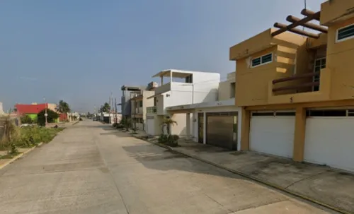 Casa En Venta Av Juventino Rosas Puerto Mexico Coatzacoalcos, Veracruz/ Recuperacion Bancaria Laab2