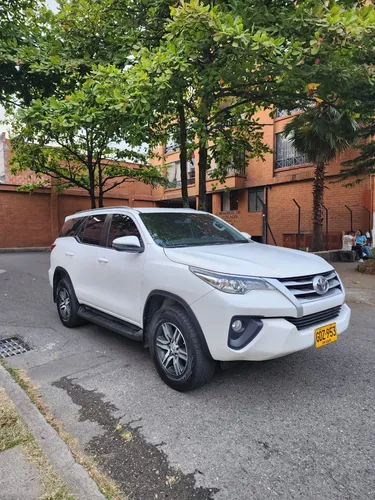 Toyota Fortuner Sw4 Xroad °modelo 2019 °papeles Al Dia °ex