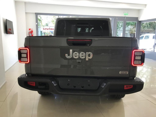 Imagen 25 de 25 de Jeep Gladiator 4x4 H