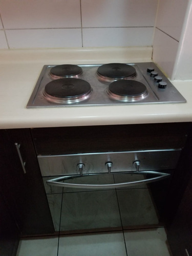 Arriendo Prox. M. Rodrigo De Araya 2 D / 1 Baño San Joaquin