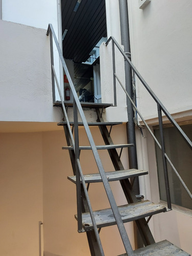 Casa Para Empresa , Varios Rubros