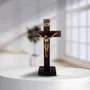 Segunda imagem para pesquisa de crucifixo de mesa