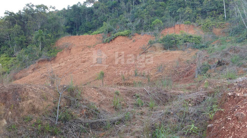 Terreno À Venda No Bairro Rio Branco Em Brusque/sc - 456
