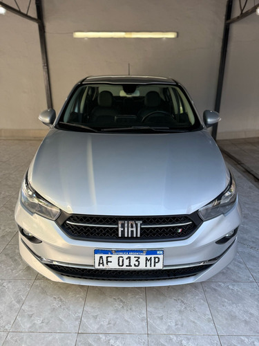 Fiat Cronos 1.8 16v Precision