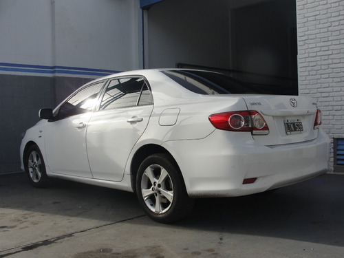 Imagen 23 de 24 de Toyota Corolla Xei 1,8 Año 2012 Segunda Mano