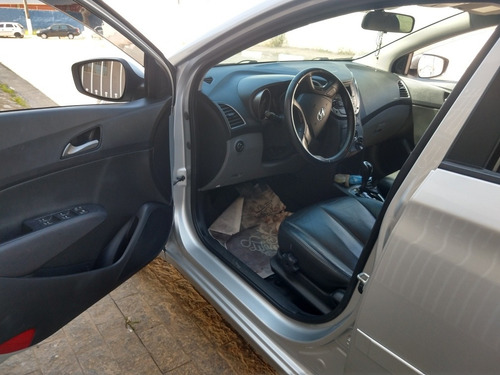 Hyundai Sedã