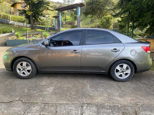 Kia Cerato Forte 2014 Triptonico 1.6cc 118.000kms