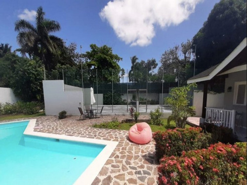 Venta Complejo De 3 Villas Con Piscina, Las Terrenas, Samaná.