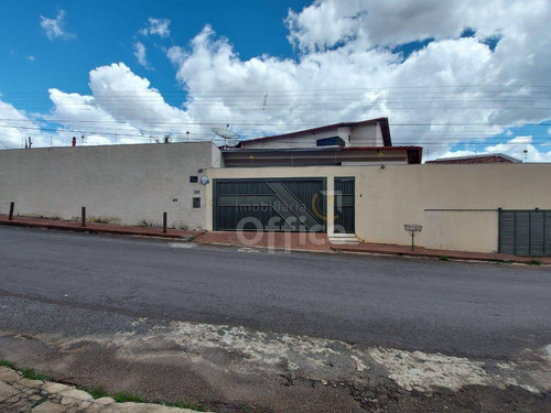 Imagem 3 de 30 de Sobrado À Venda, 389 M² Por R$ 1.100.000,00 - Jardim Bandeirante - Anápolis/go - So0023
