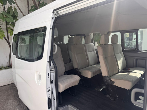 Nissan Urvan 2.5 15 Pas Amplia Aapack Seg Mt